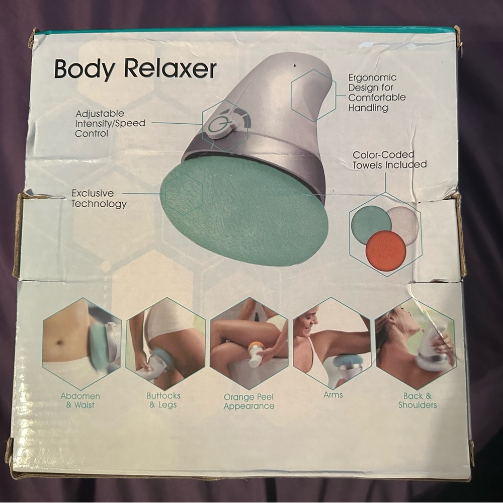 Body relaxer massager with beauty towns and replaceable massage covers